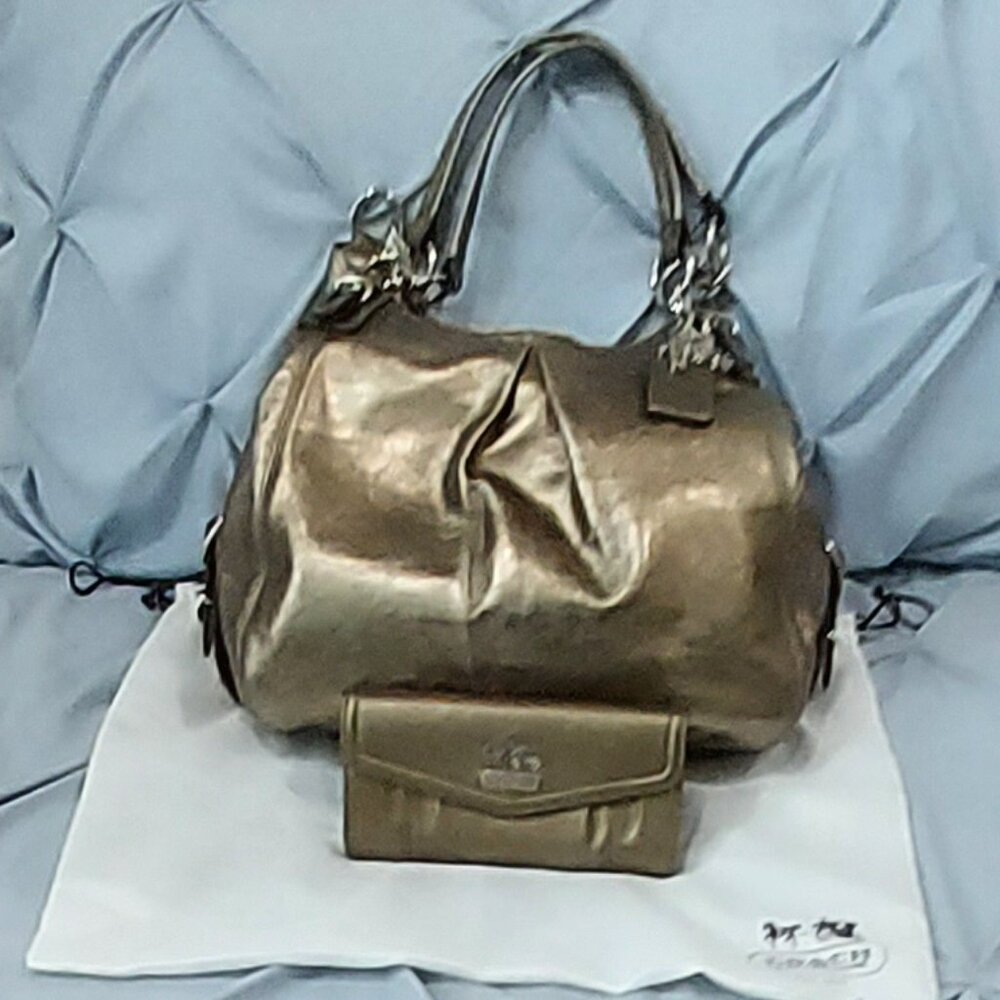 Coach “Madison Maggie Mia” Leather Hobo Style Gray Metallic Handbag/Wallet Set